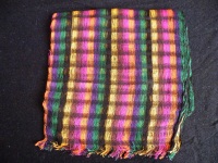 Ch&acirc;le tissage traditionnel